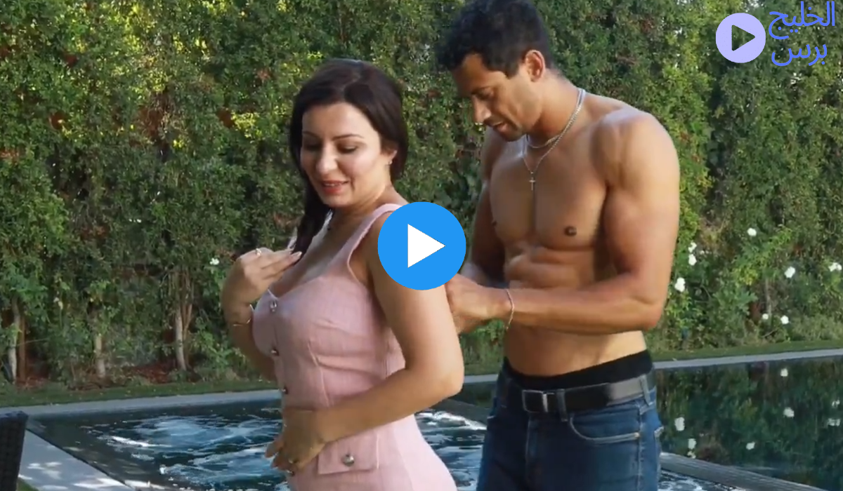 الينا انجل والفحل الاسمر